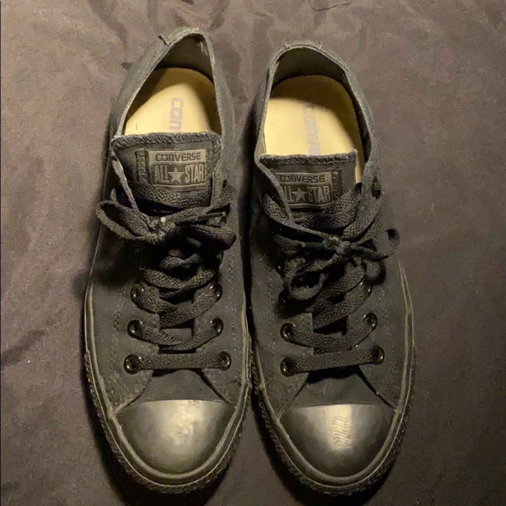 All black Converse All Star
